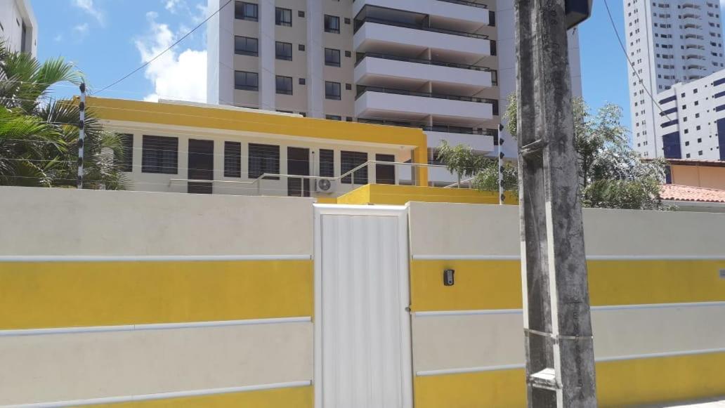 Casa Amarela Hotell João Pessoa Exteriör bild